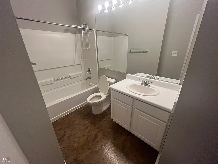 7123 Dublin Ln — Photo 9
