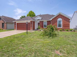 3300 Park Ridge Dr, Evansville, IN 47715