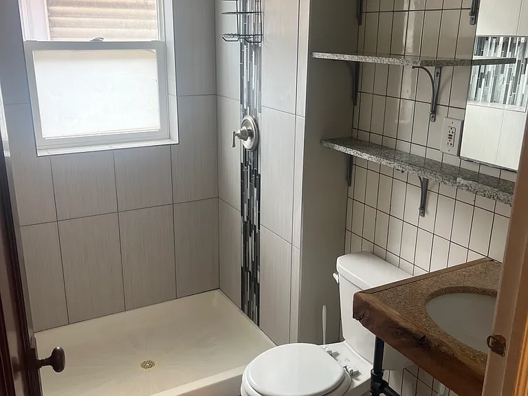 45 Meech Ave #1 — Photo 10