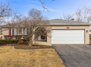 5111 Wildflower Ct, Plainfield, IL