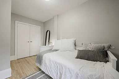 261 Vaughan Rd — Photo 6