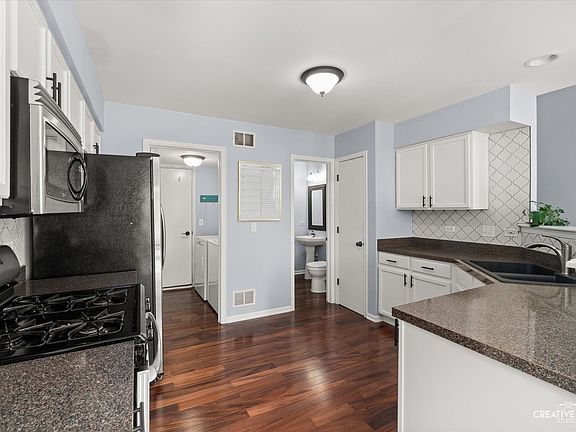 2nd image of 343 Capitol Dr