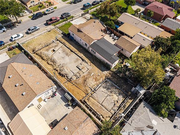 4th image of 1114 E Glencoe St Lot 34