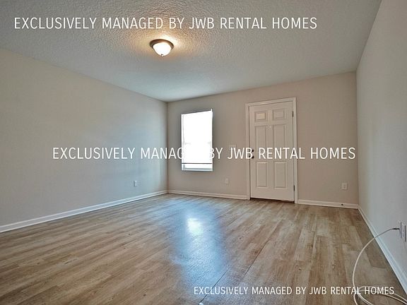 4th image of 8472 McGirts Village Ln