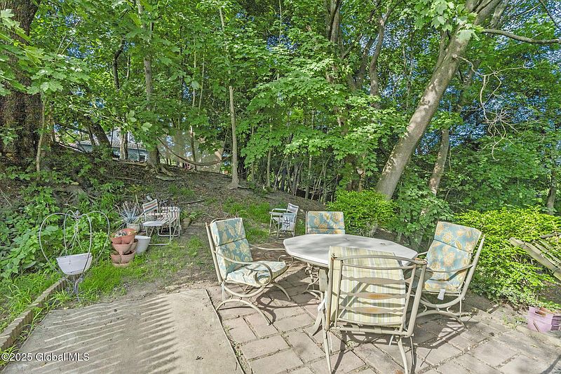 2nd image of 51 Harrison Avenue