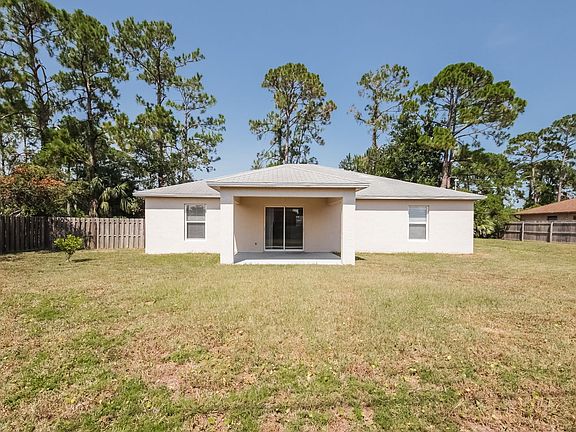 5th image of 3004 Royal Palm Dr