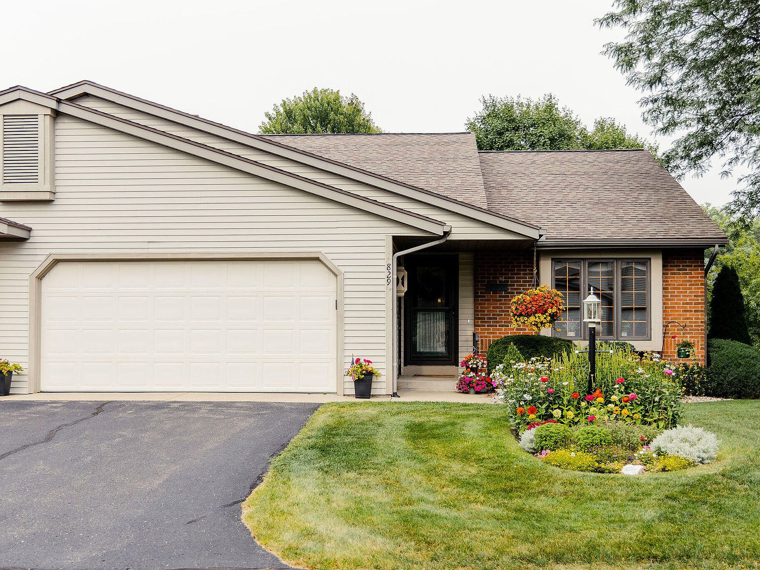829 Harvest Dr 20, Holland, MI 49423 Zillow