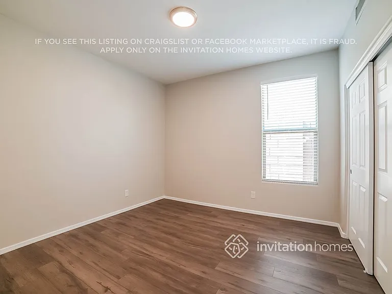 18178 W Ivy Ln — Photo 9