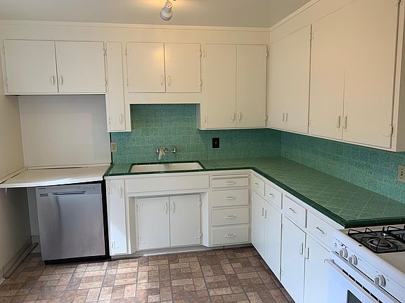 4th image of 10215 Santa Clara Ave