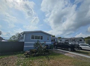 7910 SW 20th St, Miami, FL 33155