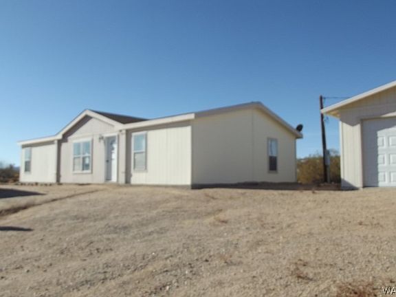 2nd image of 675 E Yates Circle