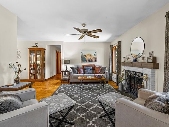 3rd image of 38668 N Stewart Ave