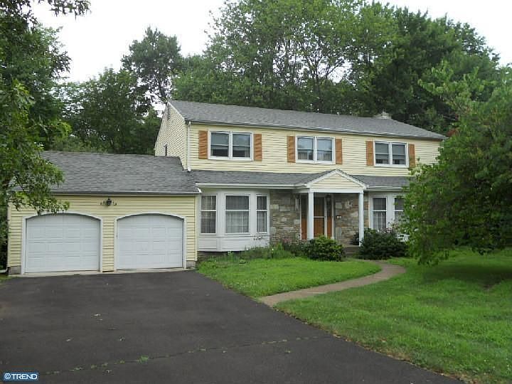 1st image of 12 Westwood Dr