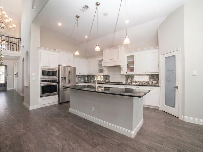2609 Hammock Lake Dr — Photo 8
