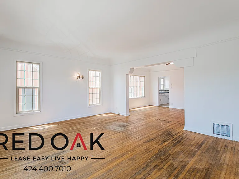 119 S Edgemont St #D — Photo 2