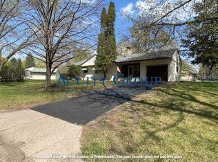 8116 66th Ave N, Brooklyn Park, MN 55428