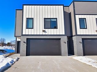 1203 S 6th St #29-33, Marshalltown, IA 50158