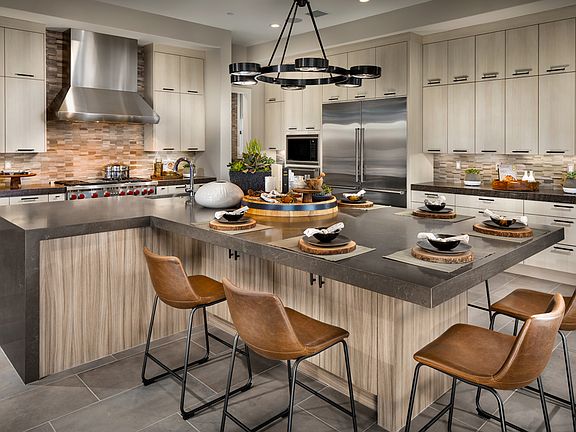 Kitchen with Optional T-Shaped Island