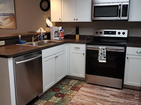 3rd image of 115 E Coronado Dr APT 305