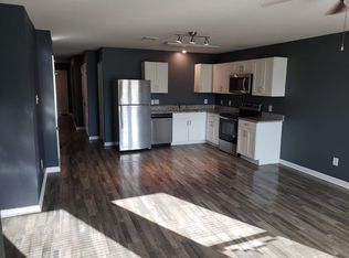2025 4th St, Hempstead, TX 77445
