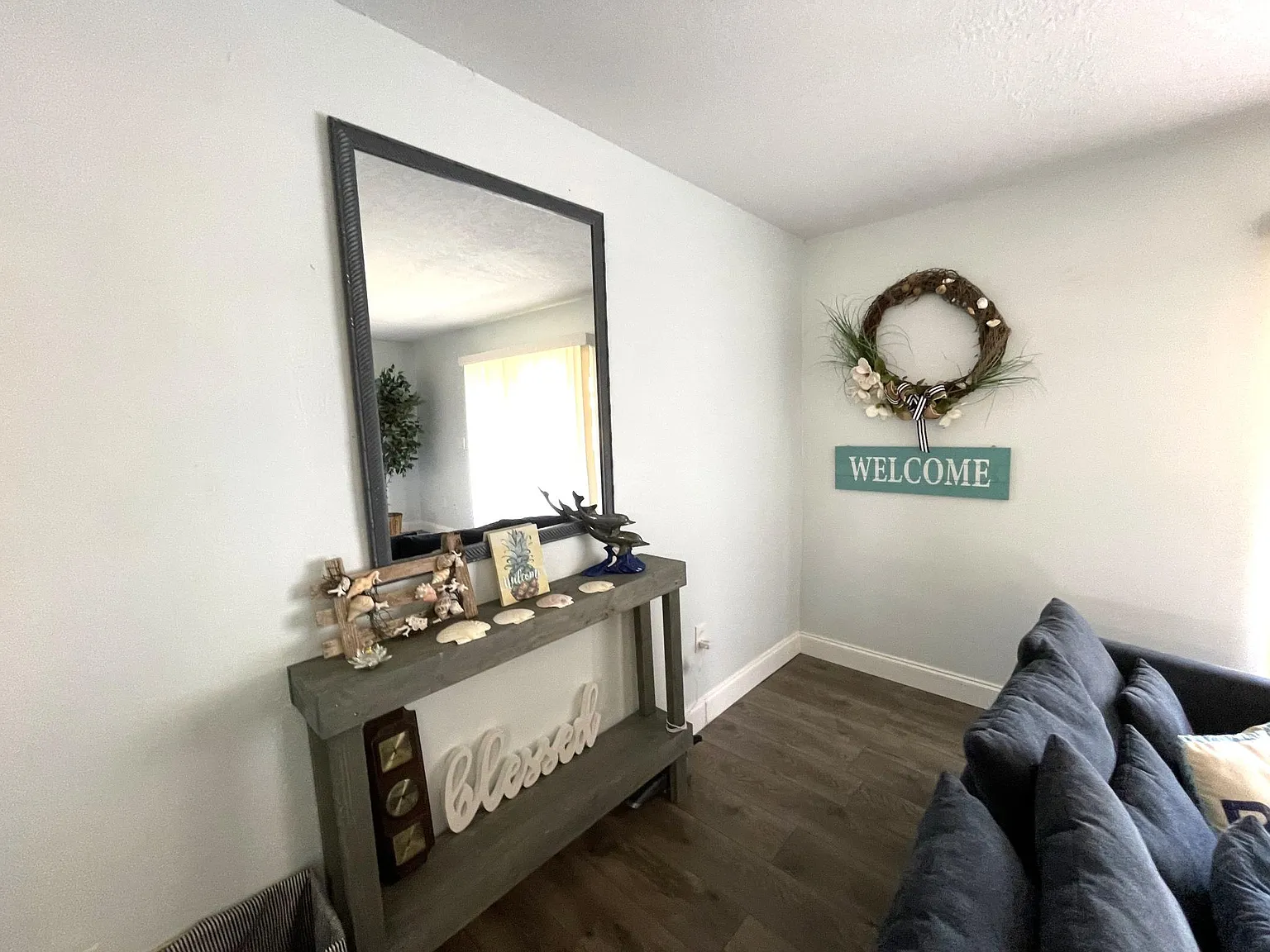 3 bed, 1094 sqft, $1,950 — Photo 4