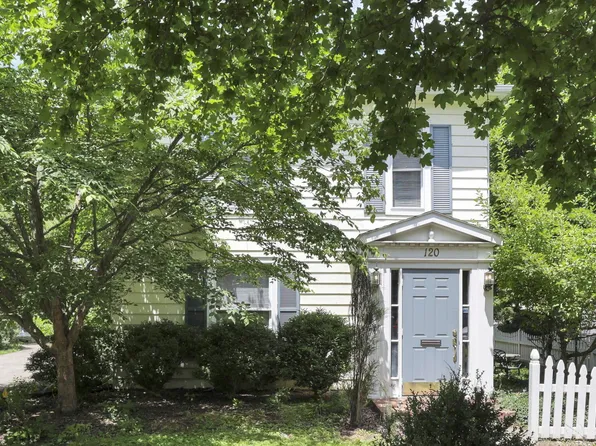 120 W Broadway, Granville, OH 43023