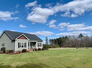 599 Mount Hebron Rd, Castalia, NC 27816