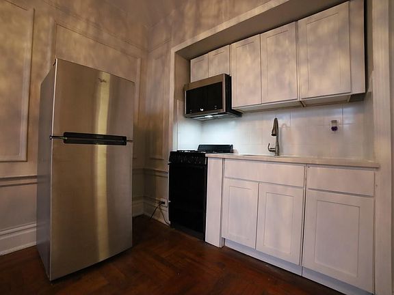 5th image of 58 Van Reypen St #24
