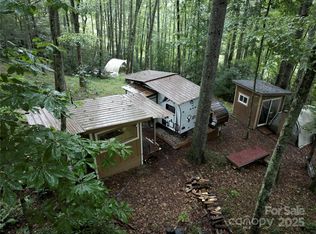 191 Pack Dr, Spruce Pine, NC 28777
