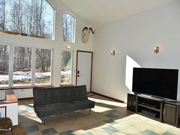 2nd image of 115 Currant Ct