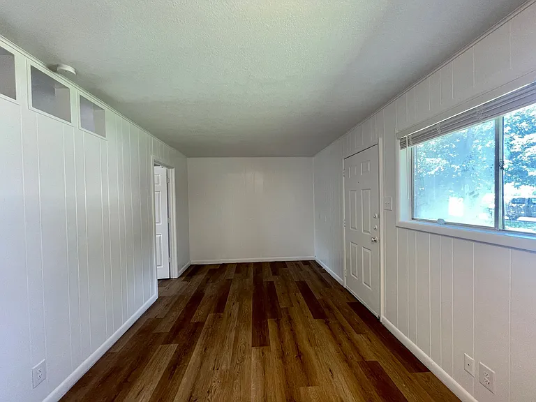 2401 Church St #1 — Photo 7