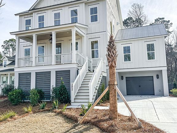 2nd image of 3853 Delinger Dr