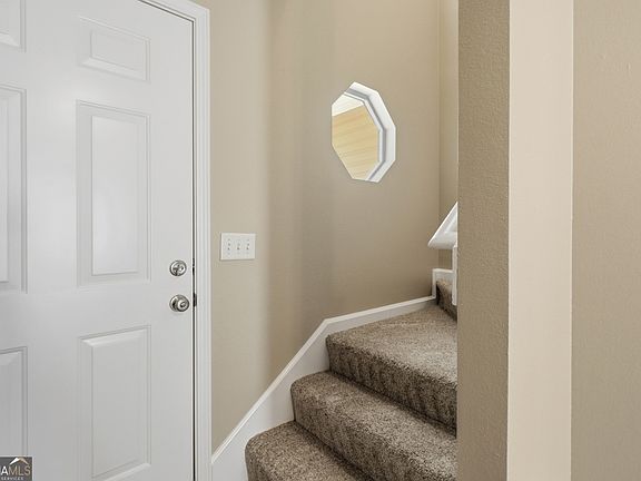 3rd image of 1014 Towne Park Dr