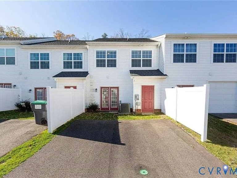 7348 Pebble Lake Dr — Photo 8