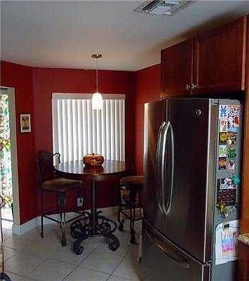 5th image of 9204 Chelsea Dr S