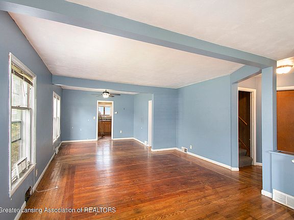 5th image of 1419 E Saginaw St
