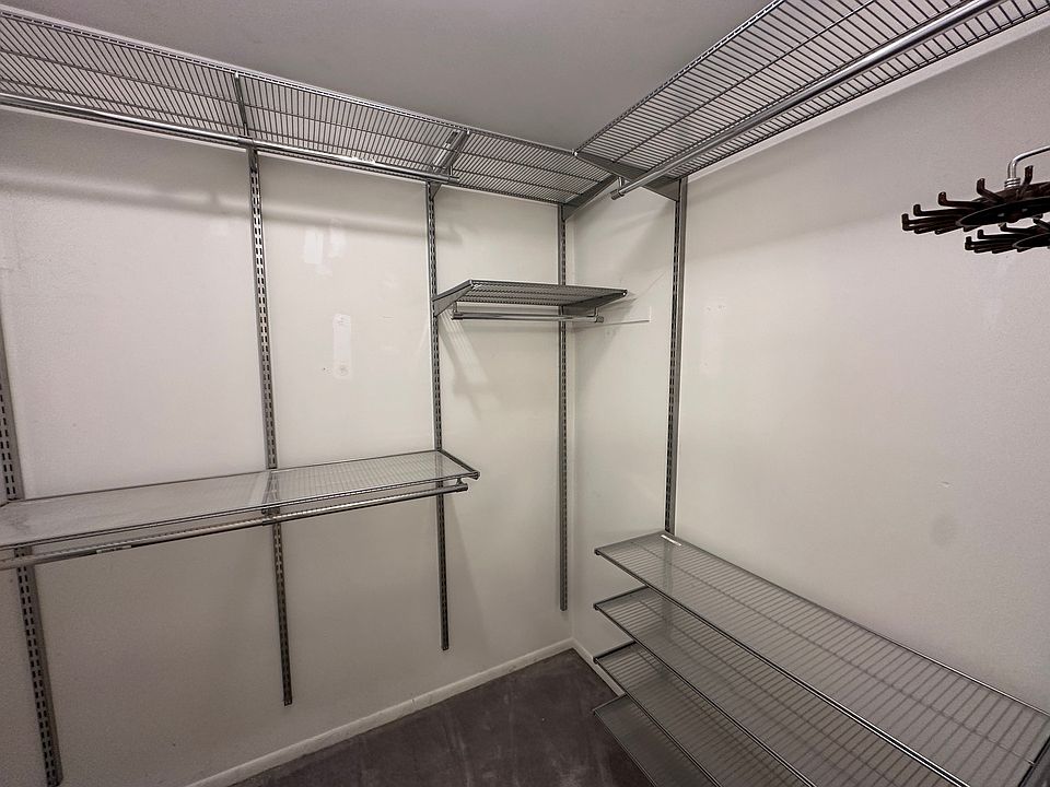 2nd image of 2305 N Enlund Dr Unit 2