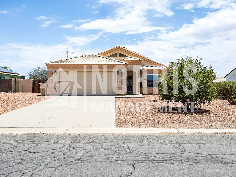 10307 W Midnight Dr — Photo 1