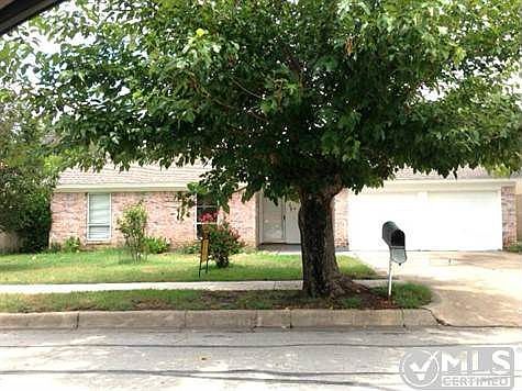 1st image of 308 N Heights Dr