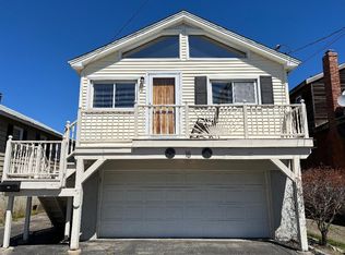 16 Morehouse Ave, Milford, CT 06460