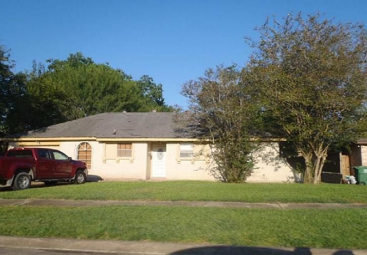 1st image of 12715 Nyack Dr