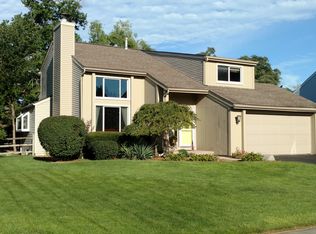 3933 Harrowsfield Rd, Sylvania, OH 43560