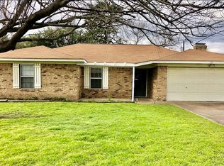 524 Wesley Dr, Corsicana, TX 75110