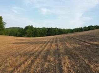4095 Spur Rd, Slatington, PA 18080