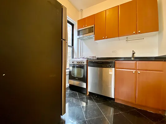 Rented by Corcoran | media 5