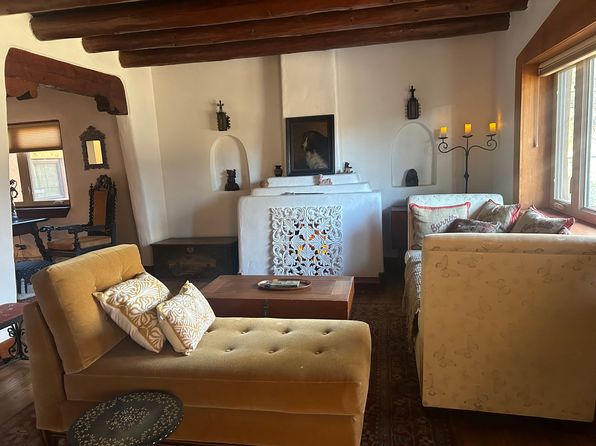 (undisclosed Address)