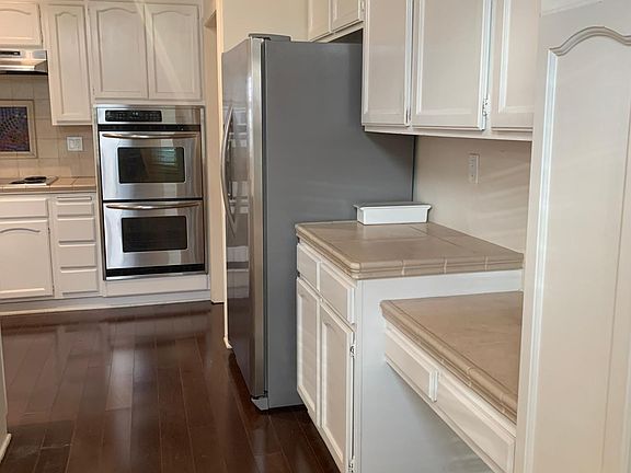 5th image of 2628 Coronado Pl
