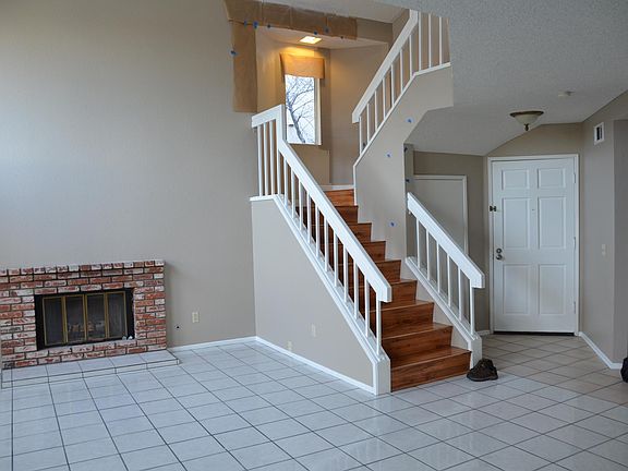 3rd image of 2783 Fairlane Pl