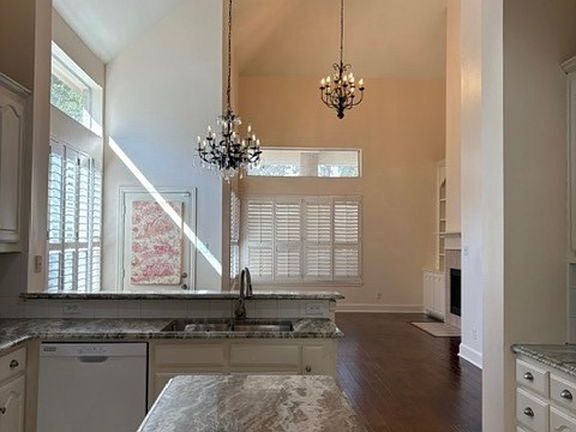 5th image of 5357 Gatesworth Ln