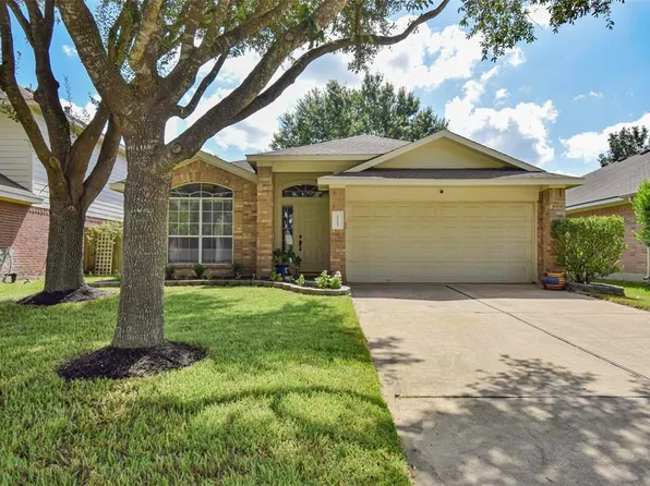 32311 Summer Park Ln, Conroe, TX 77385